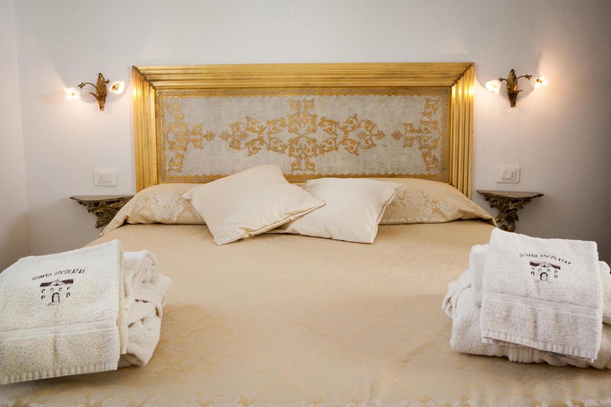 Domus Socolatae Residenza D'Epoca Charming B&B - Adults Only Фоллоника Экстерьер фото